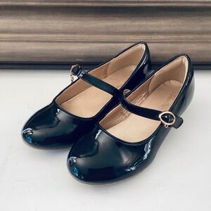 Girl‘s Black Mary Janes by Dream Pairs size 2 Formal Party Holiday Dress shoes